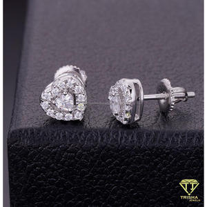 Boucles d'oreilles modernes en forme de cœur avec diamants de laboratoire, en argent sterling 925, bijoux de luxe haut de gamme - Product Image 4
