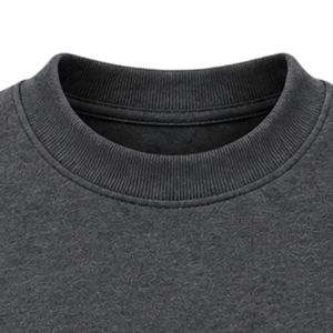 เสื้อสเวตเชิ้ตคอกลมสีเทาชาร์โคล พร้อมลายโลโก้ ดีไซน์นุ่มสบาย สวมใส่ได้ทุกวัน เหมาะสำหรับผู้ชายและผู้หญิง - Product Image 6
