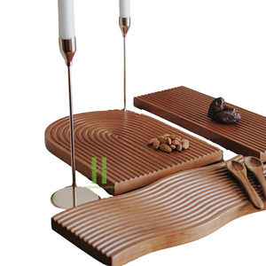 Plateau en bois avec un design unique pour la décoration de table Décor Grandes assiettes pour chocolat Ramadan Plateau de service OEM au Vietnam - Product Image 1