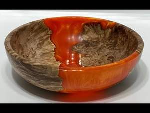 Bol en résine époxy et bois, conçu avec du bois véritable et une finition en résine lisse, pour accessoires de table haut de gamme. - Product Image 2