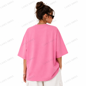 เสื้อยืดกราฟิกฮาโลวีนแบบกำหนดเอง ลาย 3 มิติ ลายฟักทองและค้างคาว สีชมพู ทรงโอเวอร์ไซส์ ผ้าฝ้าย 100% ระบายอากาศได้ดี เสื้อผ้าสตรีทแวร์สำหรับผู้หญิงและผู้ชาย - Product Image 4