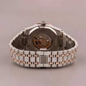 Montre de luxe Hip-Hop en acier inoxydable avec diamants Moissanite élégants, mouvement à quartz, étanche 3 ATM, collection Black Ocean Jewels - Product Image 3