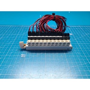 Vanne solénoïde à commande directe SMC VQ110Y-5LO, utilisée comme pièce détachée pour équipement semi-conducteur Legacy - Product Image 6