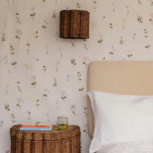 Lampe murale rectangulaire en rotin tissé à la main, luminaire mural décoratif en osier, éclairage mural intérieur rustique en fibre naturelle fait main - Product Image 1