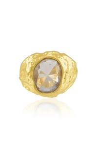 Anillo de Aleación Chapado en Oro de Proveedor Indio con Cristal Brillante, Diseño Elegante, Ajuste Cómodo para Uso Diario, Disponible al Mejor Precio - Product Image 4