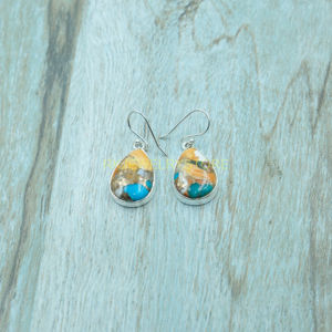 Pendientes Colgantes Hechos a Mano de Plata de Ley 925 con Gema de Turquesa de Ostra Espinosa Multicolor Natural en Forma de Pera, Estilo Bohemio Étnico - Product Image 5