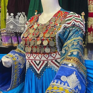 Vestido afgano Kuchi vintage de gran venta para damas, con bordados en contraste de color, ropa afgana, vestidos para mujer en venta - Product Image 5
