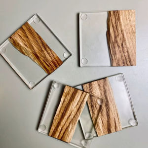 Juego de posavasos modernos minimalistas de resina para decoración de mesa en el hogar u oficina contemporánea - Product Image 1