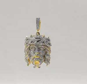 Colgante de Lujo con Cabeza de Jesús Bañado en Oro y Moissanita VVS, Joyería Hip Hop con Aspecto de Diamante, Ícono de Streetwear - Product Image 2