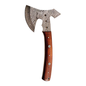 Hache artisanale en acier Damas de qualité industrielle, manche en bois, pour camping et bûcheronnage - Fournisseur de marques privées - Product Image 1
