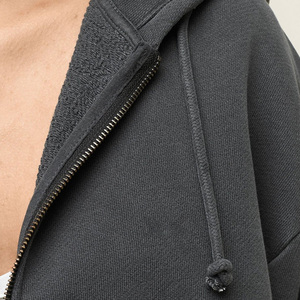 Hoodies courts personnalisés pour femmes en molleton de coton, hauts à capuche décontractés, fabrication OEM Pakistan, exportation - Product Image 6