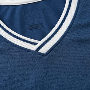 Ensembles de maillots de basket-ball pour hommes avec logo personnalisé, vente en gros, haute qualité, tissu en maille antibactérien 100% polyester, sans manches, coupe régulière - Product Image 4