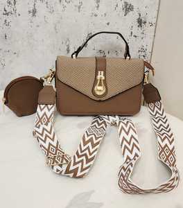Sac bandoulière femme en PU bicolore, petit sac messager, sac à main avec sangle à motifs pour les trajets quotidiens - Product Image 1