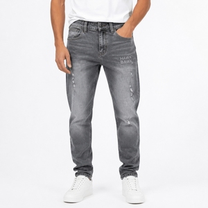 Jeans en denim délavé sur mesure pour homme, coupe slim, style décontracté, tissu respirant pour homme - Product Image 1
