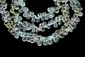 Cuentas multifacéticas de Aguamarina Briolette Cuentas de piedra con forma de pera natural - Product Image 2