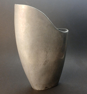 Vintage new design Golden Metal Table <b>Vase</b> Antique Gold Decorative <b>Vases</b> for Living Room Modern Home Accent Urli Pots - Product Image 4