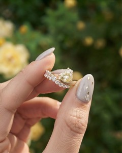 Bague de fiançailles et de mariage en or massif 14 carats avec zircone cubique fantaisie jaune taille cœur de 8,5 mm, 2 carats, bijoux de mariée de luxe - Product Image 3