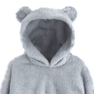 Sweat à capuche personnalisé grande taille pour femme, en polyester-coton épais, anti-plis, motif ours en peluche, style streetwear - Product Image 3
