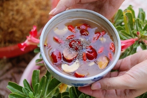 BEST SELLER Poudre d'amidon de racine de lotus biologique, végétalienne, pour stimuler l'immunité, ingrédient à étiquette propre, emballée en sachet - Product Image 2