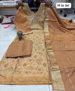 Colección de Kurti-Pantalón y Dupatta de Seda Banarasi de Primera Calidad, con Diseño Tejido y Adorno en el Escote, Nueva Llegada, Venta al Por Mayor - Product Image 5