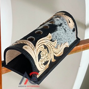Nouvel organiseur de stylos en cuir façonné à la main de style occidental, en cuir de vachette véritable avec poils, motif floral, décoration de bureau, porte-stylos, accessoire de bureau - Product Image 1