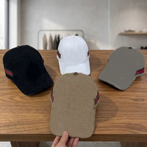 Casquettes de baseball de luxe personnalisées pour hommes et femmes, chapeaux de créateur en jacquard, motifs en velours léopard, lettres et nœuds pour les affaires - Product Image 5