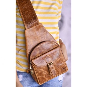 Bolsa de pecho de cuero unisex, bolso cruzado táctico de cuero para el pecho, de negocios y ocio, venta al por mayor de fábrica - Product Image 1