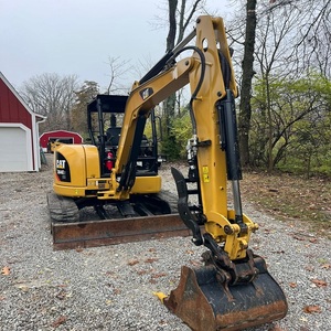 Mini-excavatrice Cat à vendre avec des composants durables et des fonctionnalités pratiques pour les applications d'excavation professionnelles - Product Image 6