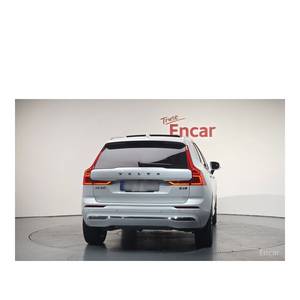 Volvo XC60 B5 Ultimate 2023 con Volante a la Izquierda, Caja de Cambios Automática, Asientos de Cuero, Cámara Trasera - 71,772 km - Product Image 4