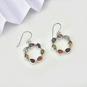 Pendientes de piedras preciosas multicolor en plata de ley 925 con engaste clásico en bisel plateado, pendientes modernos para mujer. - Product Image 3