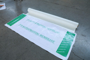 Hoja blanca flexible para techos 8ft 60 Mil Pvc Tpo Impermeabilización Rollos Tpo para techos Soldador Membrana de techo con el mejor precio - Product Image 2