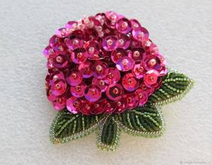 Broche Bordado Premium de MD HANDICRAFTS con Elegante Decoración de Perlas y Cristales para Bodas 16-20 años - Product Image 2