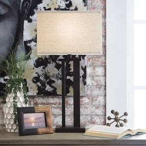 Lámpara de Mesa Metálica Monarch de Doble Pilar con Marco de Hierro Abierto, Pantalla Rectangular de Lino Premium, Iluminación Ambiental Cálida para Hogares Modernos - Product Image 3