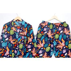 Camisa de Mujer de Lujo, Estilo Bohemio Romántico, Estampado Floral, 100% Algodón, Manga Larga, Cuello Camisero, Cierre Elástico en la Cintura, Transpirable y Suave - Product Image 6