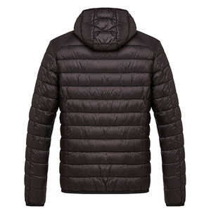 Chaqueta de Invierno Extra Grande, Acolchada, con Capucha, Impermeable, Resistente al Viento, Cálida, para Uso en Exteriores y Urbano - Product Image 1