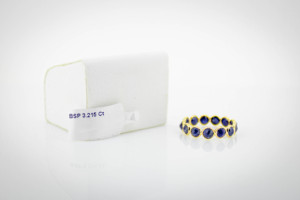 Anillo de Oro Amarillo Sólido de 18K con Zafiro Azul Natural en Corte Baguette – Anillo Solitario Rectangular Vertical Alargado - Product Image 4
