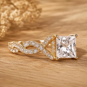 Bague de Mariage en Or Massif 10K 14K 18K, Modèle Torsadé Pavé, avec Diamants de Laboratoire Ronds et Taille Princesse, Couleur DEF, Pureté VS VVS, Certifiés IGI - Product Image 3