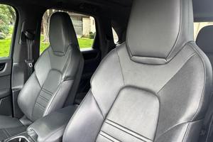 Porsche Cayenne E-Hybrid 2019 - Product Image 5