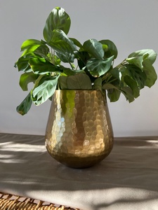 Maceta metálica para decoración del hogar, diseño moderno de maceta metálica, maceta metálica hecha a mano, maceta metálica para interiores. - Product Image 5