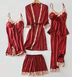 Conjunto de bata de encaje para mujer, ropa de dormir de 4 piezas con manga larga y pantalones cortos, estilo romántico - Product Image 1