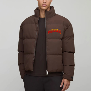 Blouson matelassé marron chocolat pour homme, col montant, fermeture éclair, manteau d'hiver isolé, logo personnalisé, streetwear, blouson bulle, chaud et décontracté - Product Image 1