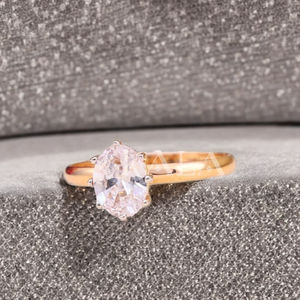 แหวนเพชรสีทอง18K ลายเพชรสไตล์อเมริกันสุดคลาสสิกอินเทรนด์สำหรับผู้หญิงสำหรับงานแต่งงานครบรอบวันหมั้นที่สมบูรณ์แบบ - Product Image 1