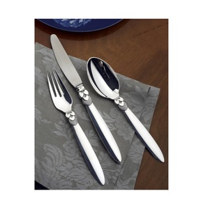 Vintage Art Deco Silver Flatware Set - 3pc Stainless Steel Cutlery: Knife, Fork, Spoon - Ornate <b>Shell</b> Accent Dining Silverware - Product Image 4