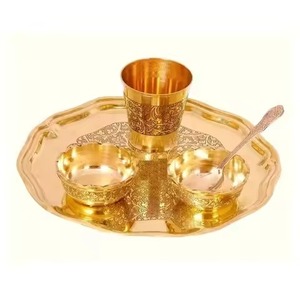 Service de table traditionnel en laiton Thali, vaisselle indienne, assiette, bol, cuillère, tasse, vente en gros de vaisselle pour hôtels et restaurants - Product Image 1