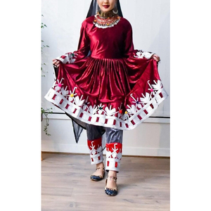 Robe afghane pour femmes, magnifique robe maxi culturelle à manches longues et broderies traditionnelles colorées - Product Image 2