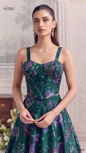 Robe de soirée sexy à imprimé floral, sans bretelles, col halter, coupe trapèze, taille empire, dos nu, ornée de perles, longueur midi, en satin polyester/coton - Product Image 2