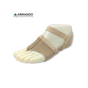 Chaussettes à cinq doigts, coussinets pour l'avant-pied, coussinets métatarsiens, coussinets de danse, tongs pour les pieds, chaussures en cuir - Product Image 1