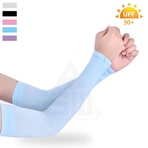 ปลอกแขนกันลมป้องกันรังสียูวี UPF 50+ สำหรับทุกเพศ ผลิตจากโพลีเอสเตอร์ น้ำหนัก 80 กรัม สีม่วง ไซส์เดียว เหมาะสำหรับปั่นจักรยาน - Product Image 4