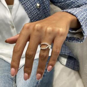 Anillo Abierto con Diamantes de Corte Marquesa y Banda Pavé de Corte Redondo en Oro Blanco Sólido, Anillo Moderno con Diamantes Cultivados en Laboratorio - Product Image 2