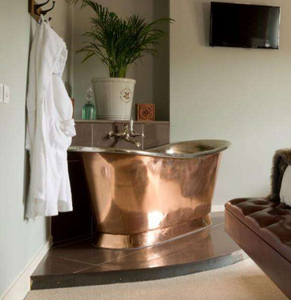 Baignoire autoportante de luxe Daystar Trade en cuivre, fabriquée à la main, moderne, grande et profonde, pour la maison, les hôtels et les centres de villégiature - Product Image 3